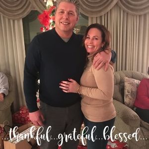 Meet your Posher, Lora